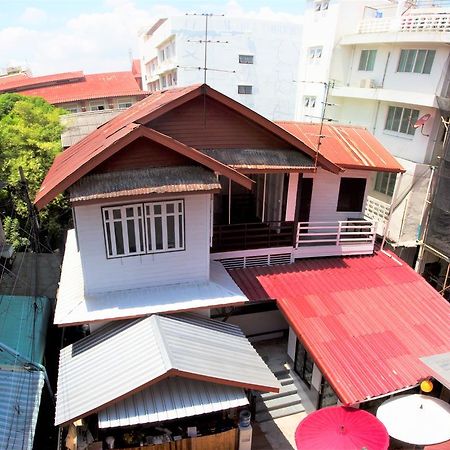 Thai Garden House Банкок Екстериор снимка
